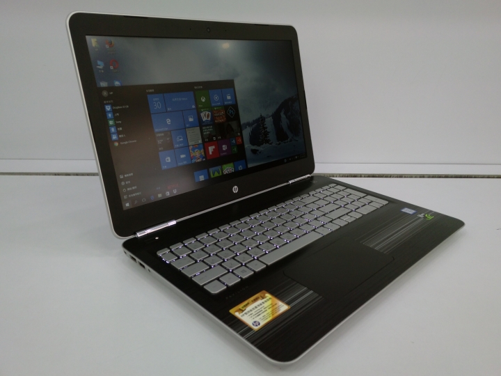 【新兵報到】HP Pavilion 15-bc024TX 輕薄電競筆電 首發開箱