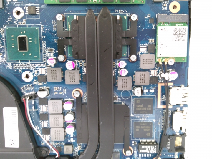 【新兵報到】HP Pavilion 15-bc024TX 輕薄電競筆電 首發開箱