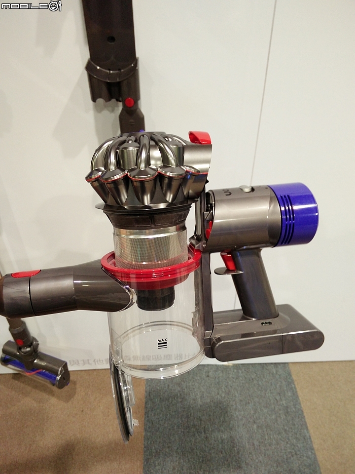 讓你貓奴人生更輕鬆! Dyson V8 Absolute+ 試用