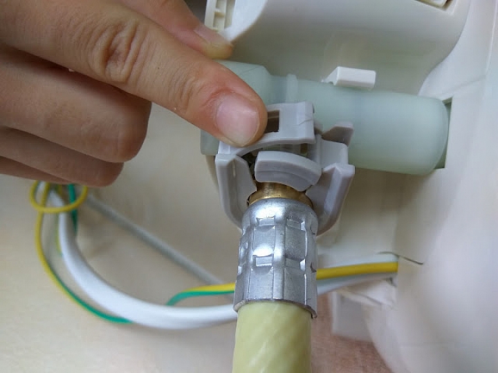 小鮮肉水電工之【PANA-DL-WH40免治馬桶座安裝】