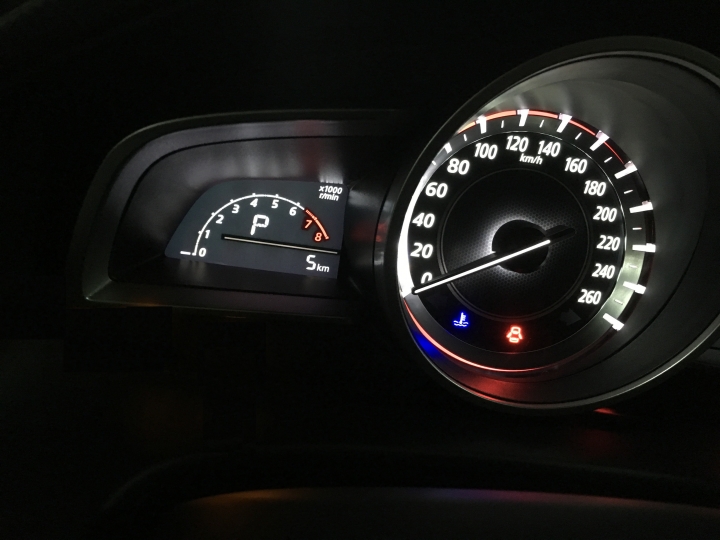 分享Mazda 3 5D銀,持續更新中(2019-3-21)...