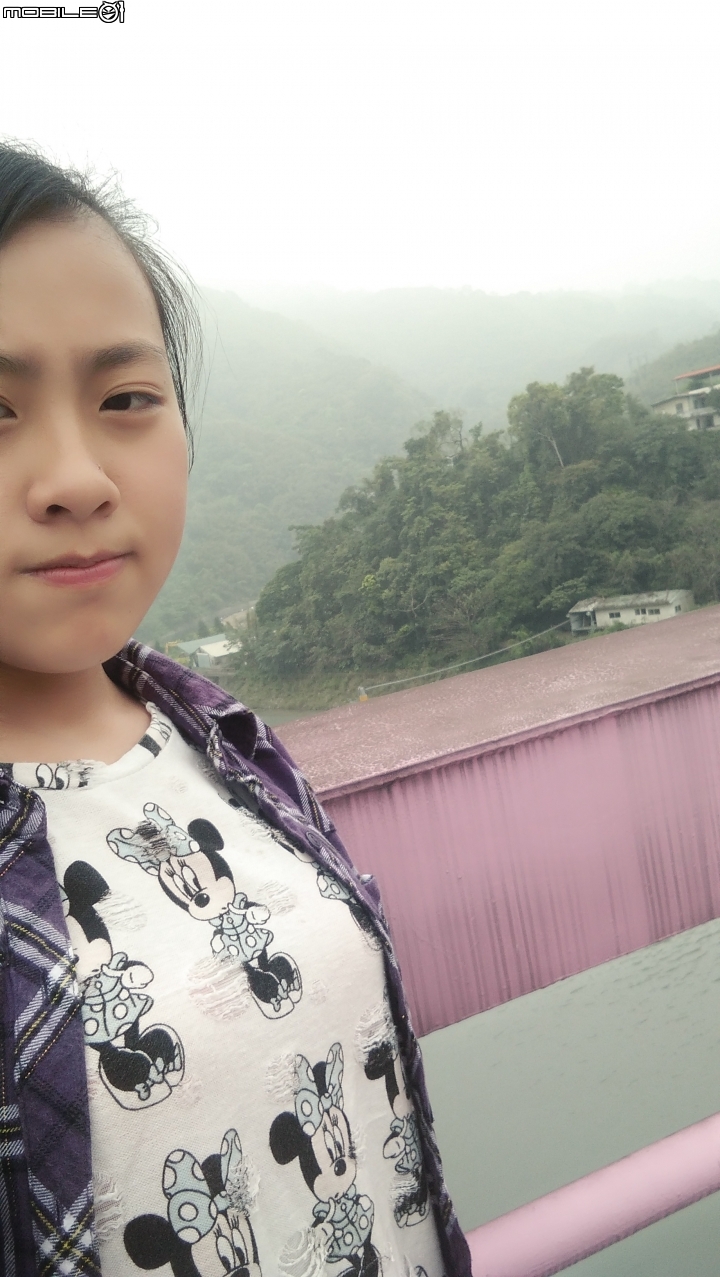 老少女 小少女都愛的玫瑰金OPPO F1