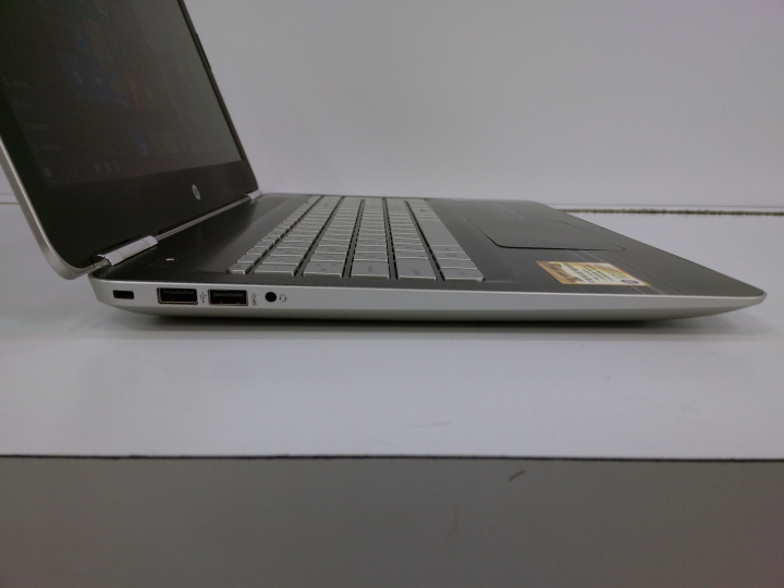 【新兵報到】HP Pavilion 15-bc024TX 輕薄電競筆電 首發開箱