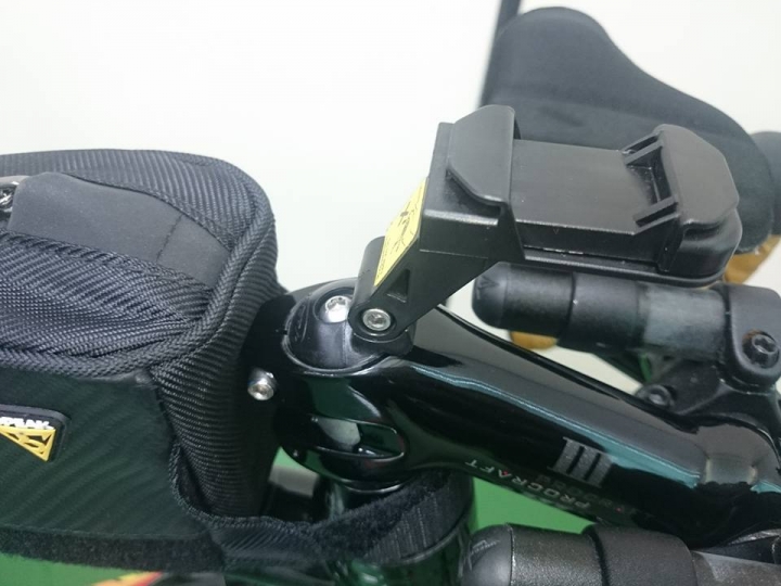 公路車<->三鐵車 轉換,9速變速10速大盤混搭。 56/39t 大盤(17齒差)。改裝和配件經驗分享
