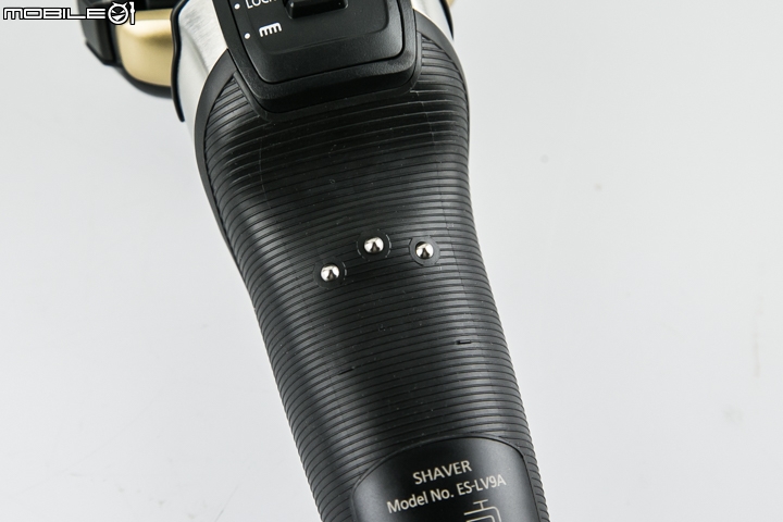 Panasonic密著5枚刃電鬍刀ES-LV9A 試用分享