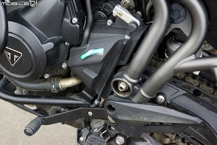 英式多功能悍虎 Triumph Tiger 800 XRx