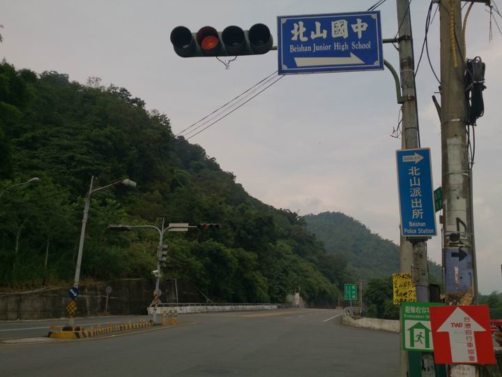 騎車一年多後……我還是不自量力去挑戰武嶺