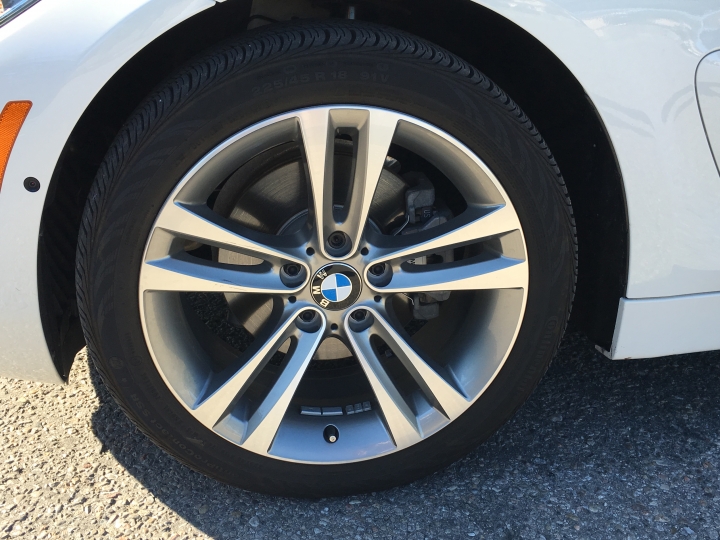 BMW 428i xDrive Gran Coupe 簡易遲開箱 + 各種選配心得實用度