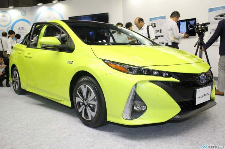 日規 PRIUS PHV 太陽能充電板全球首發 ~(美規PRIME)