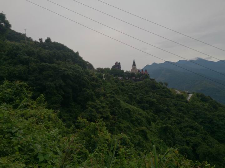 騎車一年多後……我還是不自量力去挑戰武嶺
