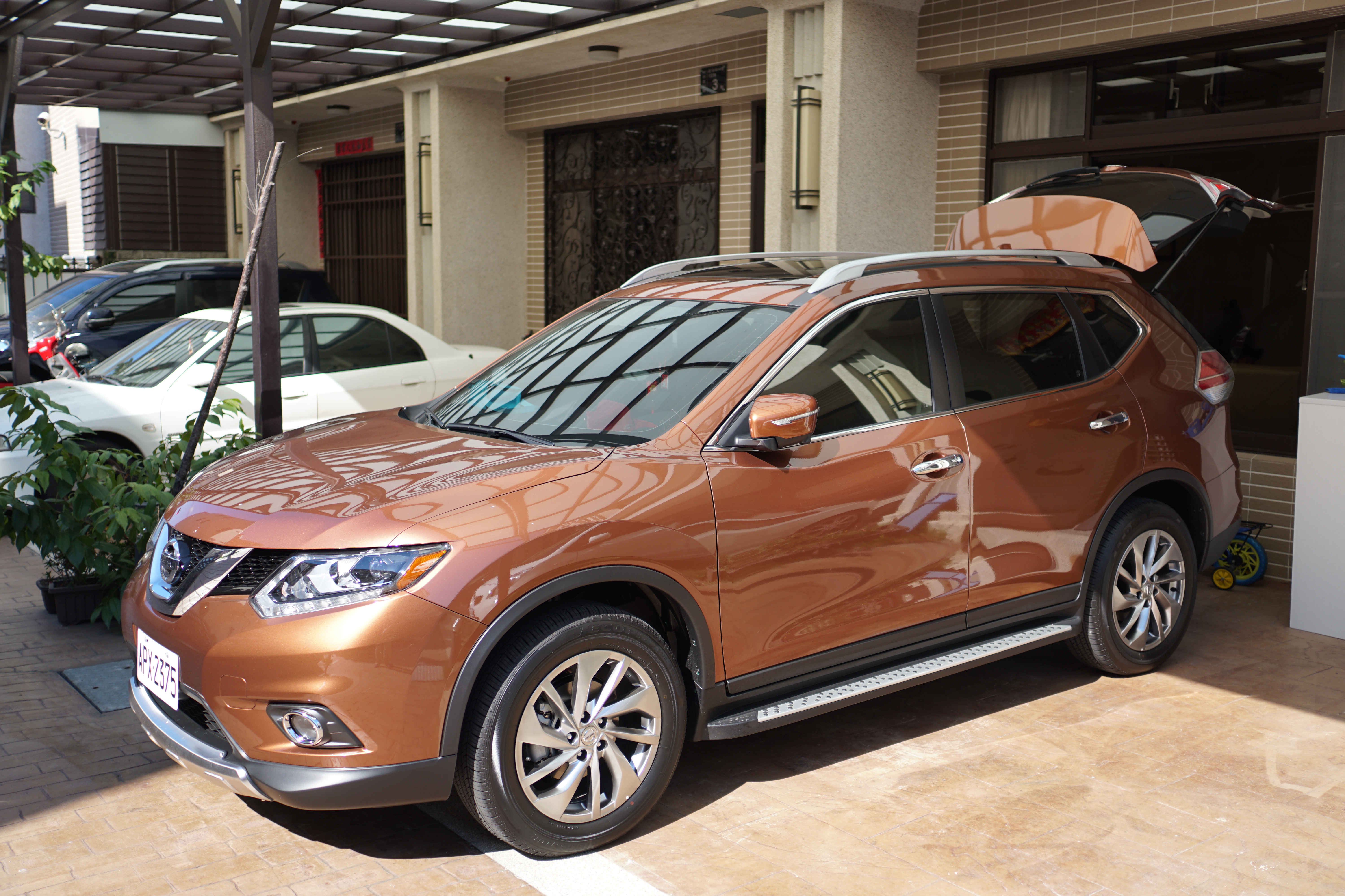 人生的第二台車,X-Trail 2.5L頂級版