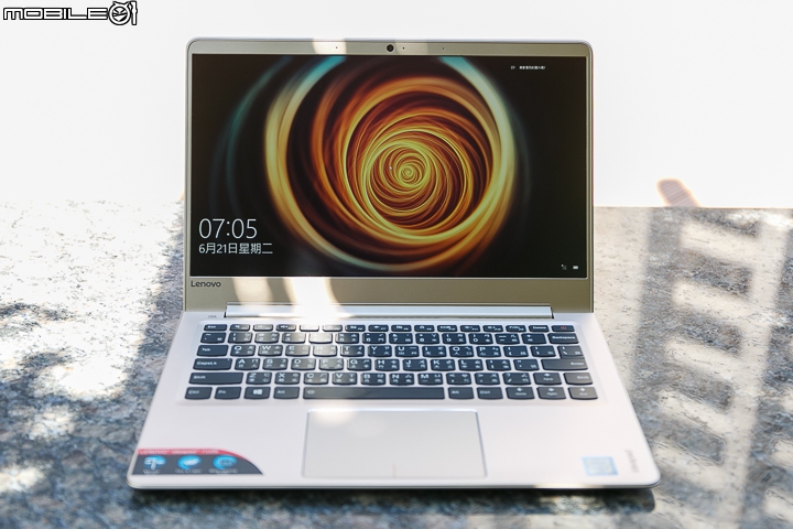 如絲綢般輕薄 Lenovo IdeaPad 710s