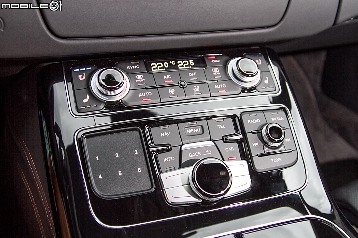 低調的強悍 Audi S8 Plus