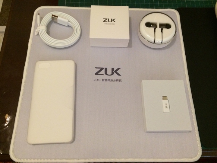 【開箱】小螢幕真旗艦 ZUK Z2 白色版(多圖、文也多)