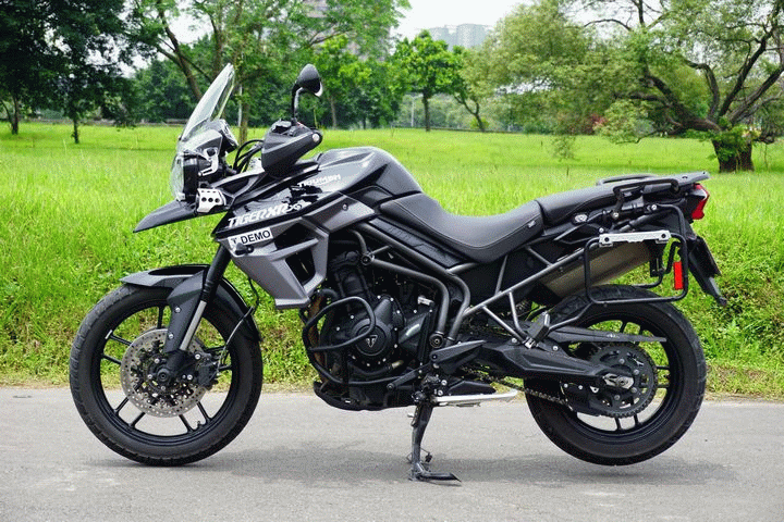 英式多功能悍虎 Triumph Tiger 800 XRx