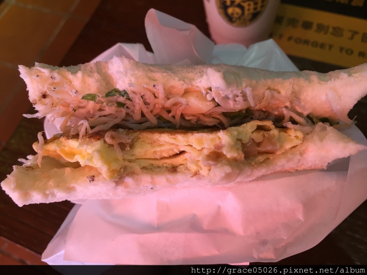 【食記】台北☼通化夜市 扶旺號鐵板土司**創意鐵板土司**