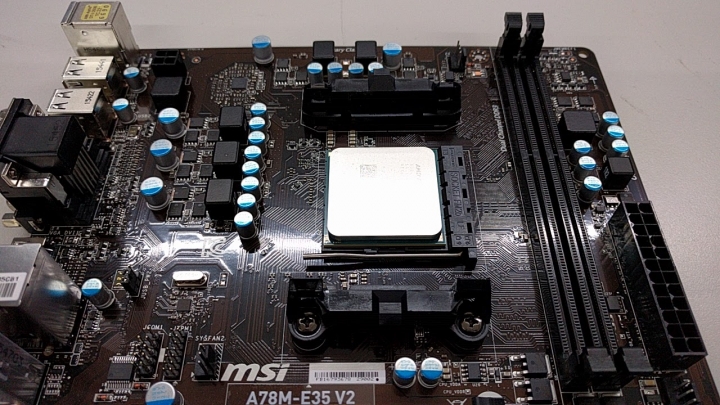 AMD Athlon X4 845 桌機版 Carrizo 和新夥伴 G550M