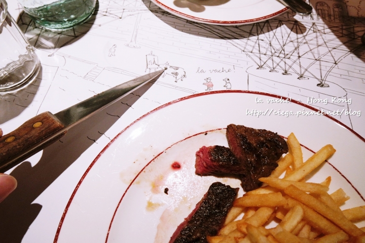 【香港│中環美食】La Vache!法式牛排Steak Frites✈在SOHO區享受我的巴黎生日夜晚│法式小酒館、2015年香港人最多打卡次數熱門餐廳