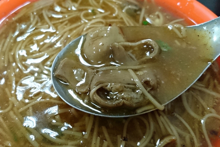 【古早味大腸蚵仔麵線】不會不好吃