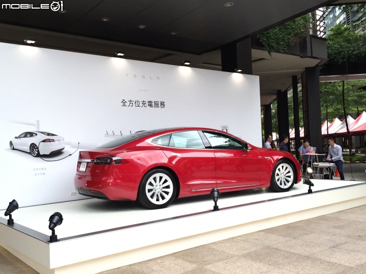 【國內新訊】Tesla快閃店於信義區開幕,正式進駐台灣市場