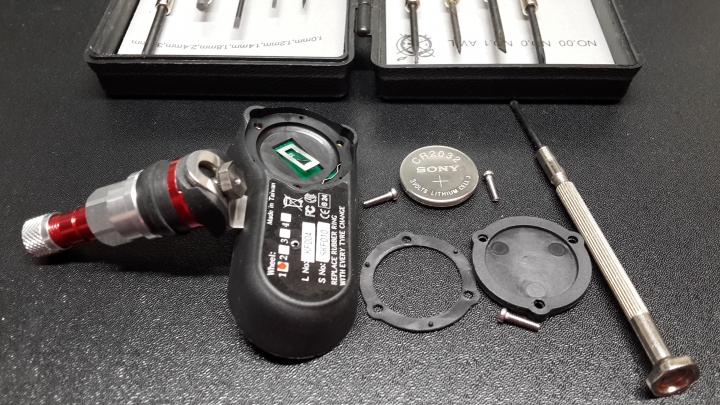 "新機種" Tyredog TD1800 (胎內式 TPVMS) 開箱 & 竹北佑仕達安裝 !!