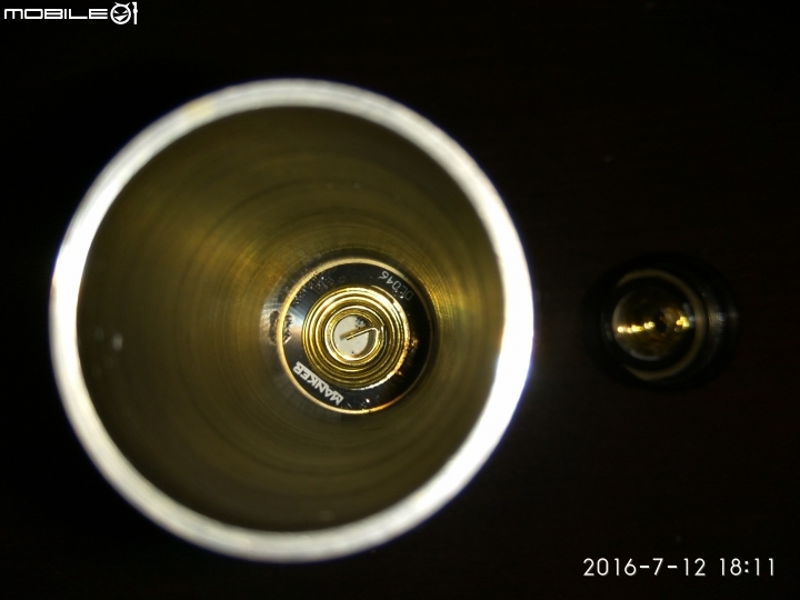 Manker U21 XHP35 HI USB充電手電筒