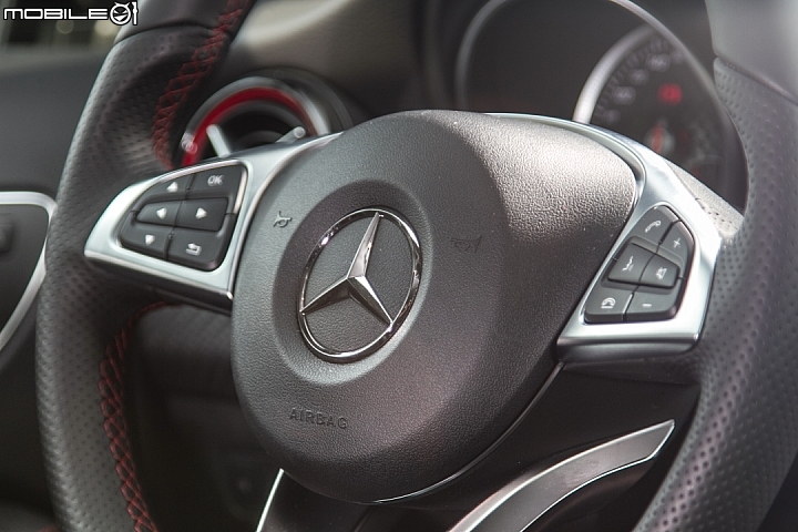 身份限量 錯過不再 Mercedes-Benz A250 Sport 6MT