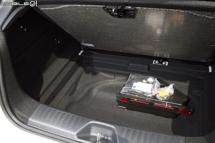 身份限量 錯過不再 Mercedes-Benz A250 Sport 6MT