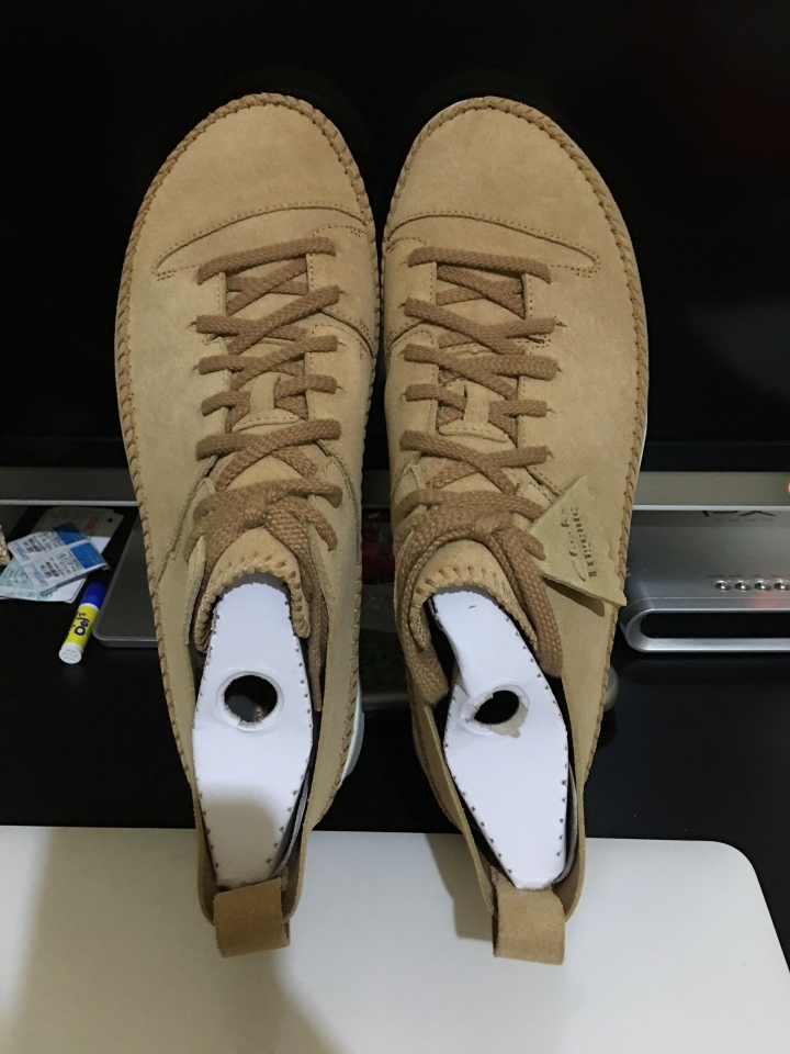 颱風過後的開箱 Clarks Trigenic Flex 全白、老鼠灰 女鞋 多色、多款、多圖 一次開完