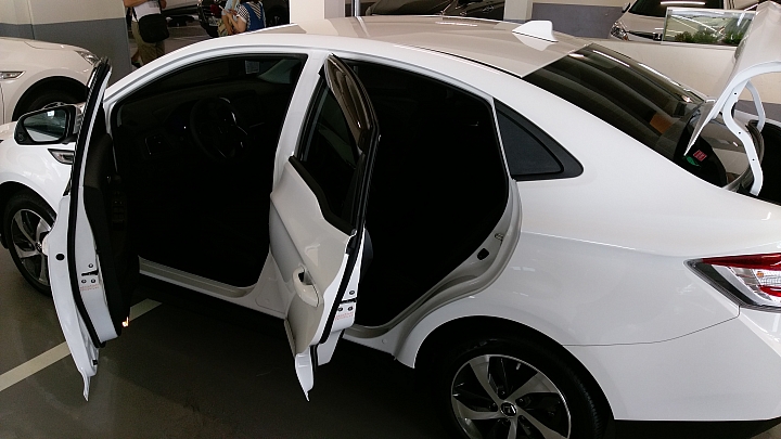 201606/30 Luxgen S3–旗艦白交車小開箱