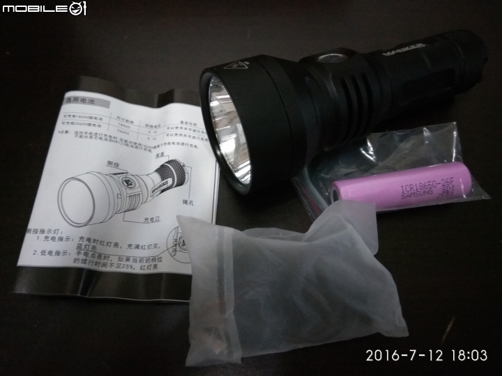 Manker U21 XHP35 HI USB充電手電筒