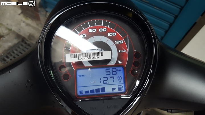 SYM MII110 消光黑 - 網購開箱分享
