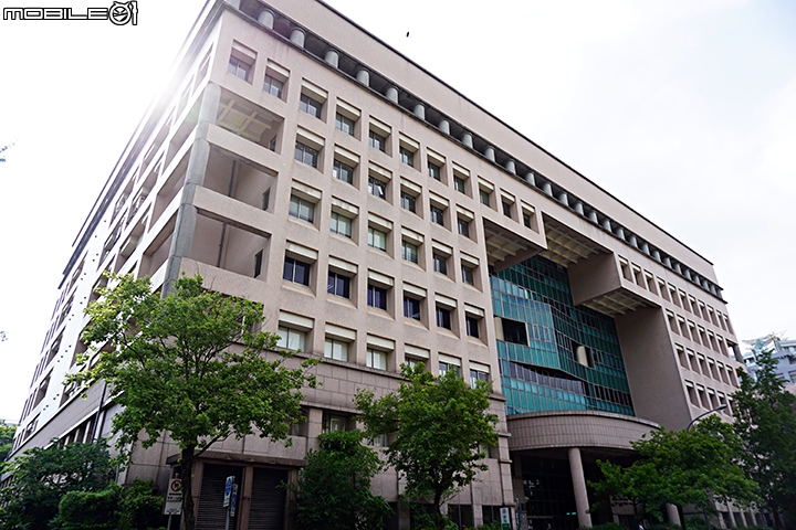 重機停車看這邊!臺北市試辦新式大型重機專用停車格相關資訊一覽
