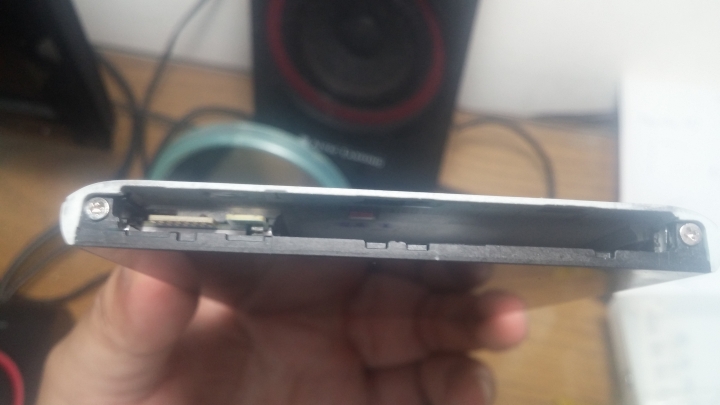 想告訴大家 LG g5 容易受潮 請大家小心