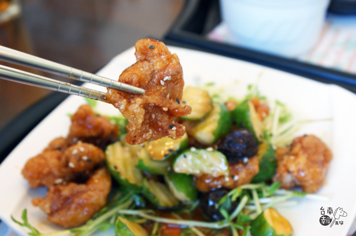 【吃】【台南美食餐廳】米樂咖啡簡餐|炸物免費兌換!魚比手掌大的私房料理超好吃!