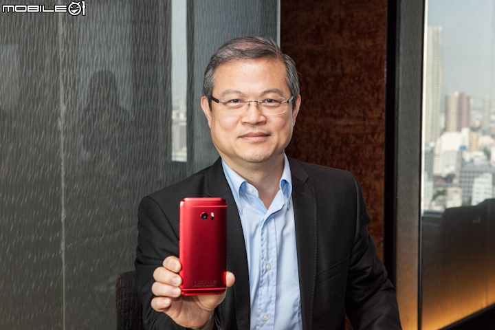 【採訪】新宿直擊HTC 10夕光紅 & HTC北亞區總經理董俊良訪問