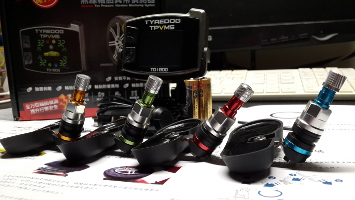 "新機種" Tyredog TD1800 (胎內式 TPVMS) 開箱 & 竹北佑仕達安裝 !!