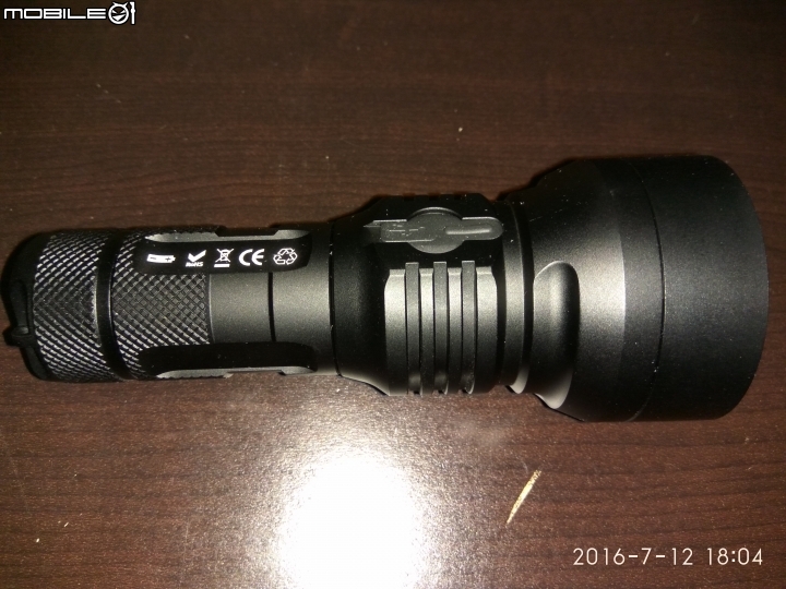 Manker U21 XHP35 HI USB充電手電筒