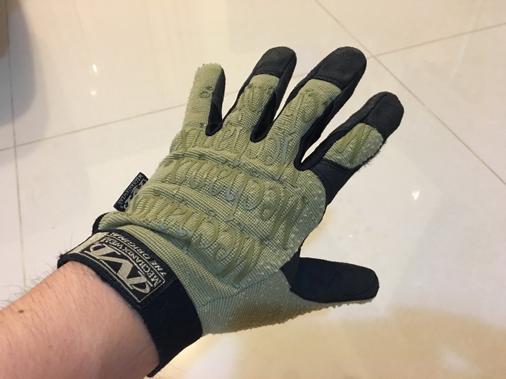 我的生存遊戲用手套收藏