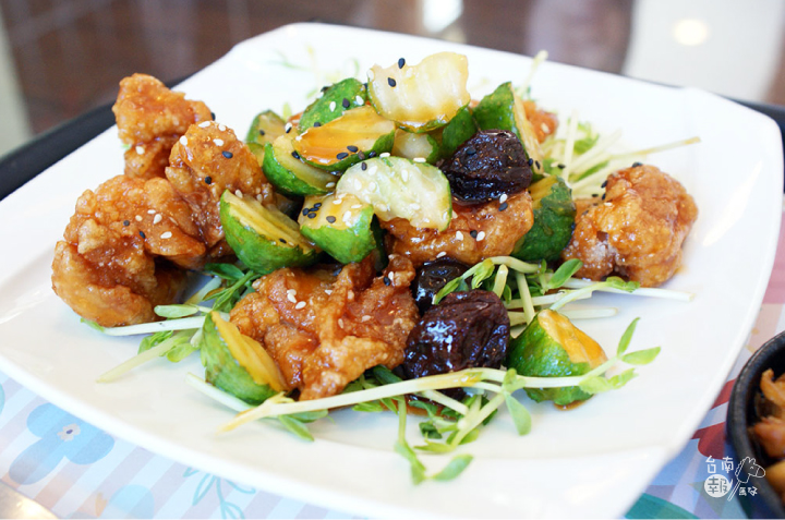 【吃】【台南美食餐廳】米樂咖啡簡餐|炸物免費兌換!魚比手掌大的私房料理超好吃!