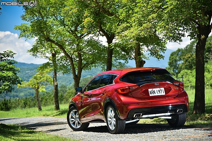 高度競爭力 Infiniti Q30 1.6t風尚版試駕報導