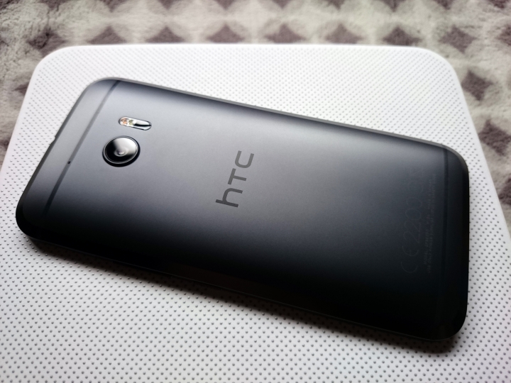 HTC 10 64G 暮光灰開箱