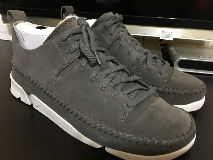 颱風過後的開箱 Clarks Trigenic Flex 全白、老鼠灰 女鞋 多色、多款、多圖 一次開完