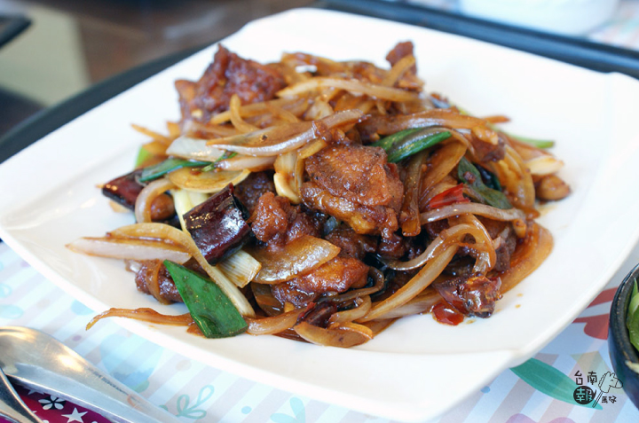 【吃】【台南美食餐廳】米樂咖啡簡餐|炸物免費兌換!魚比手掌大的私房料理超好吃!