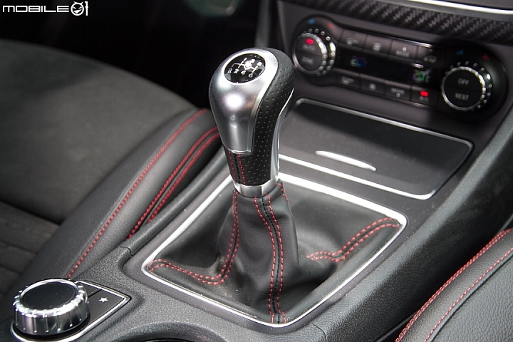 身份限量 錯過不再 Mercedes-Benz A250 Sport 6MT