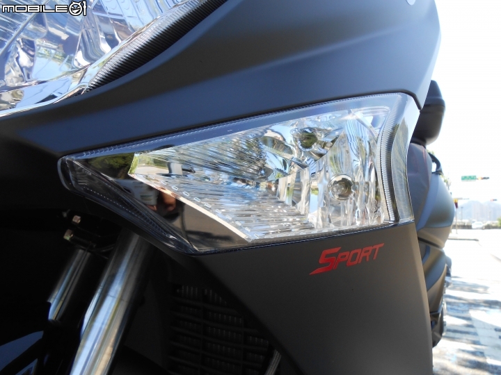 GTS 300i ABS sport 消光黑之不專業開箱 (文多圖多,傷眼請見諒)