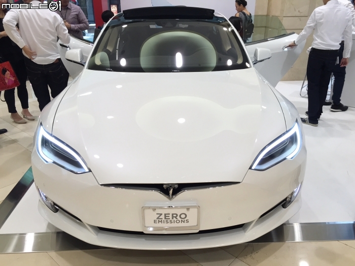 【國內新訊】Tesla快閃店於信義區開幕,正式進駐台灣市場