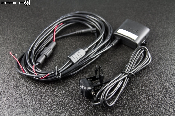 無線傳輸使用更彈性 Garmin GRVC 30 Wi-Fi無線倒車攝影鏡頭試用