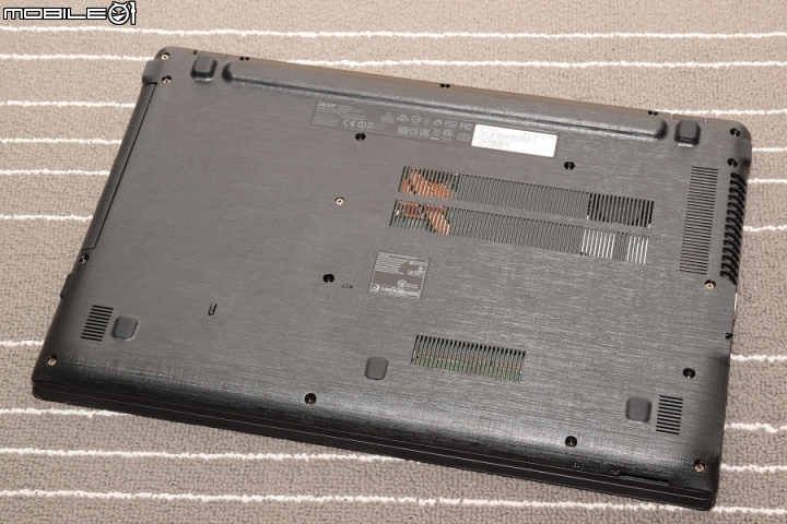 平價能擴充的輕度遊戲筆電ACER K50-10-57E8