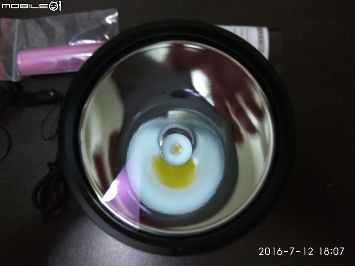Manker U21 XHP35 HI USB充電手電筒